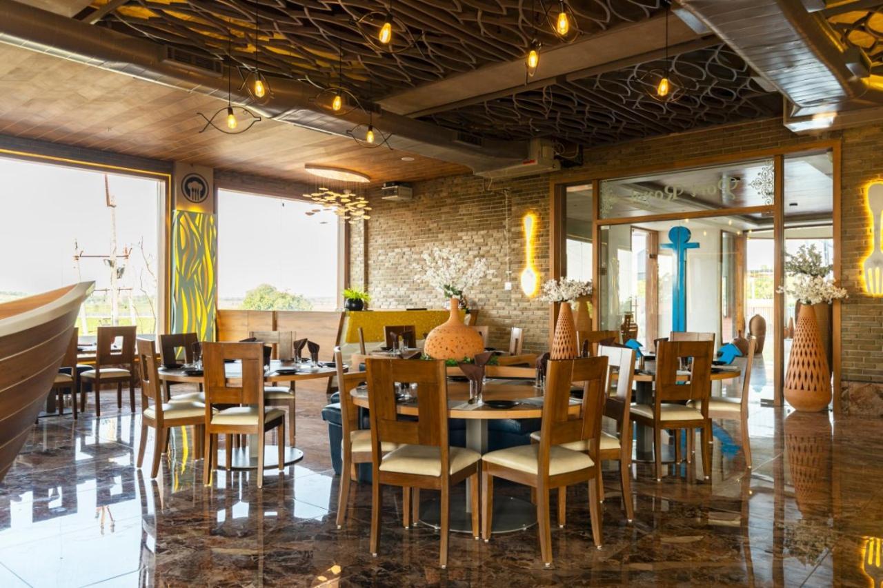 The Heaven Water Park And Resort & Restaurant Virpur Exteriör bild